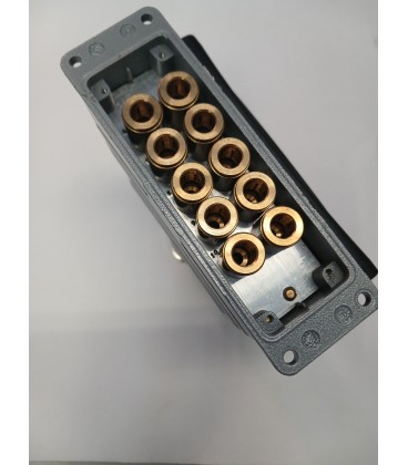 Connettore multiplo 10 uscite tubo 8